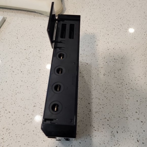 Black Nintendo Wii Backwards Compatible includes wii board & Game - Picture 2 of 4